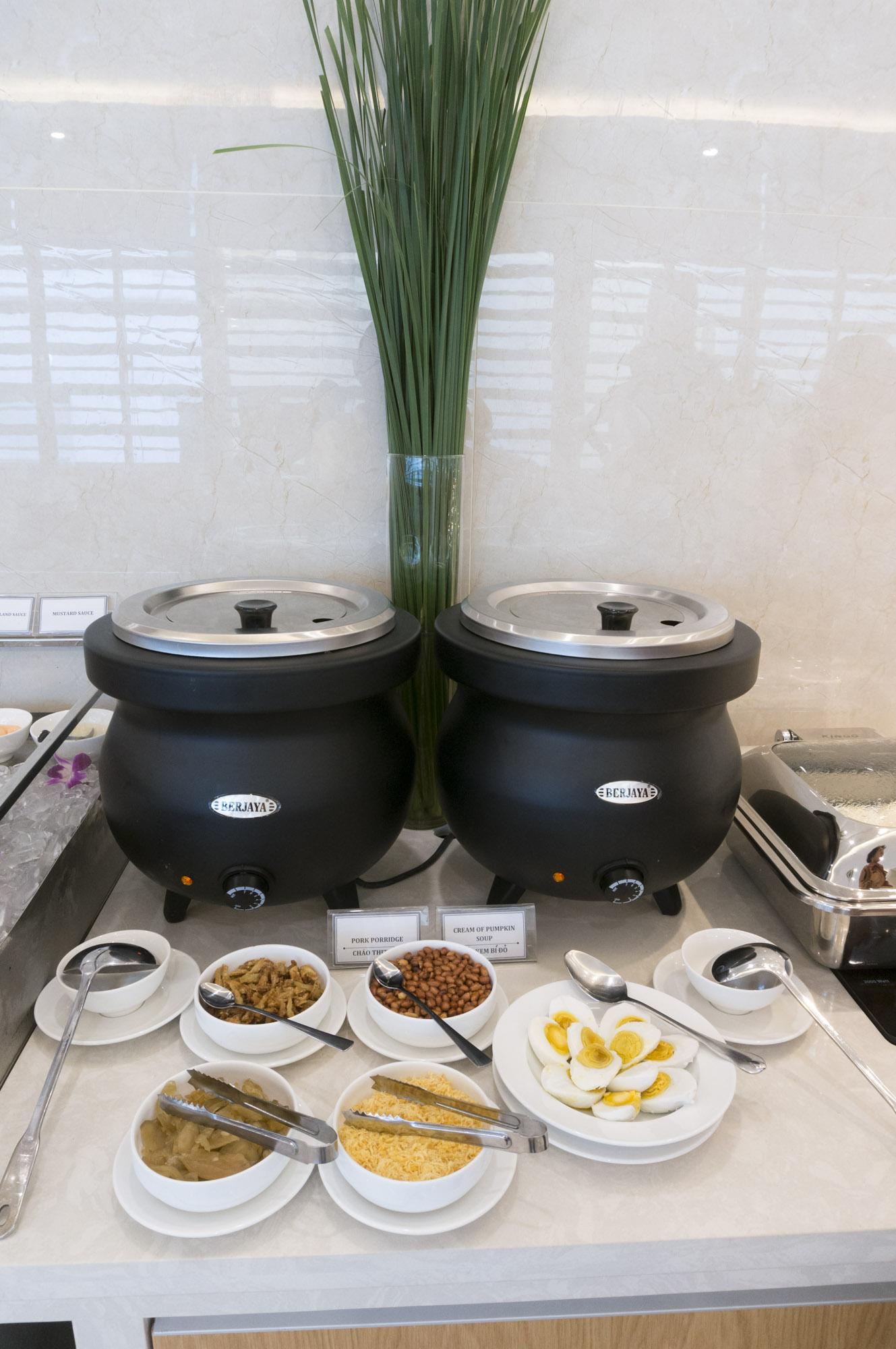 Aristo Saigon Hotel Ho Chi Minh-stad Buitenkant foto