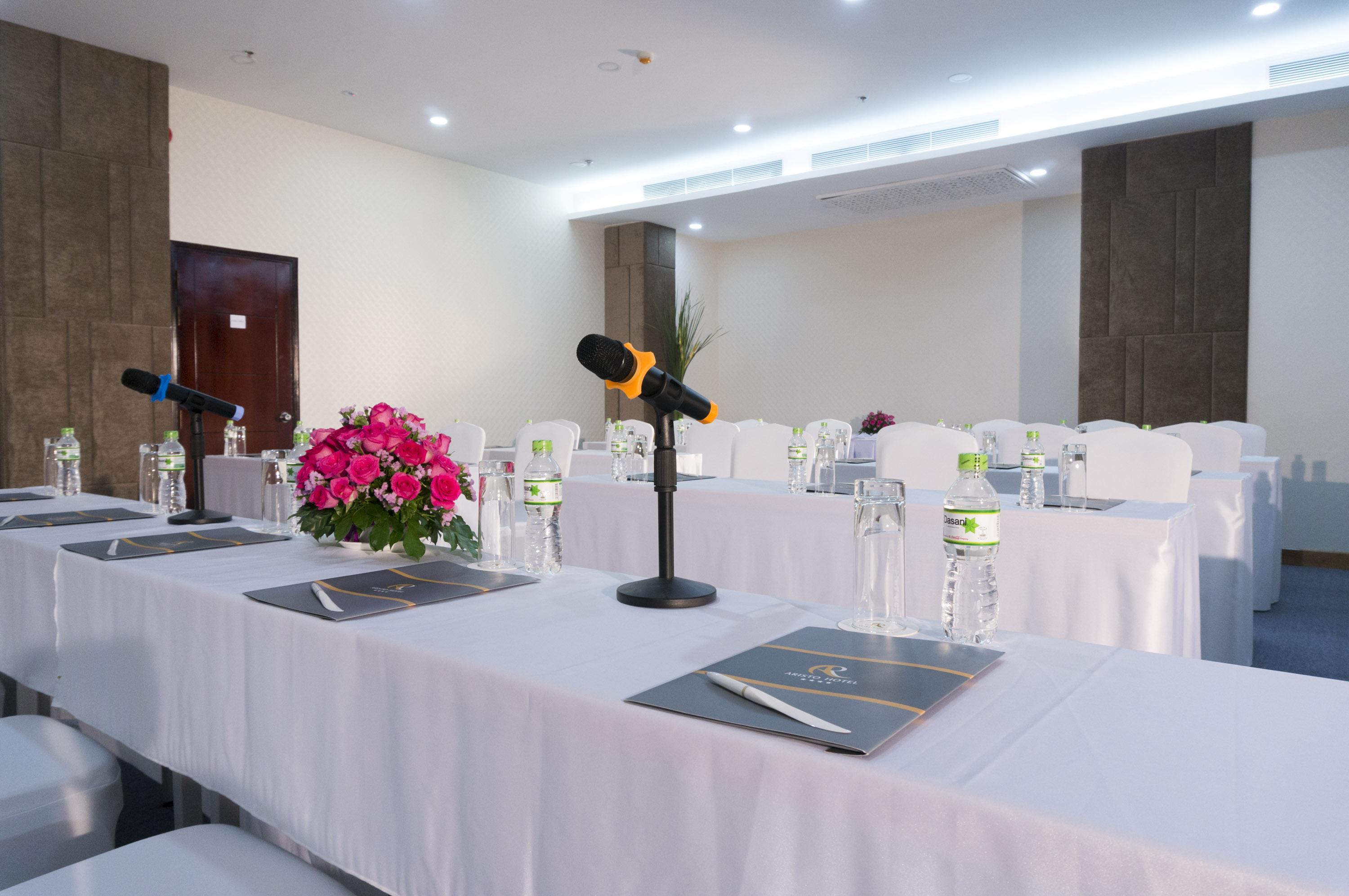 Aristo Saigon Hotel Ho Chi Minh-stad Buitenkant foto